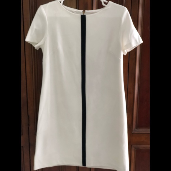 Betsey Johnson Dresses & Skirts - Betsy Johnson White Dress.  Size 6